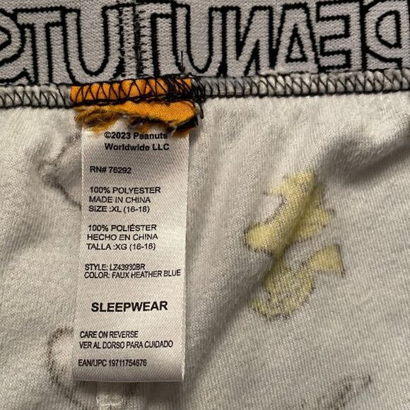 SNOOPY AND WOODSTOCK LOUNGE PANTS SLEEP PANTS - EUC - XL - Picture 6 of 7